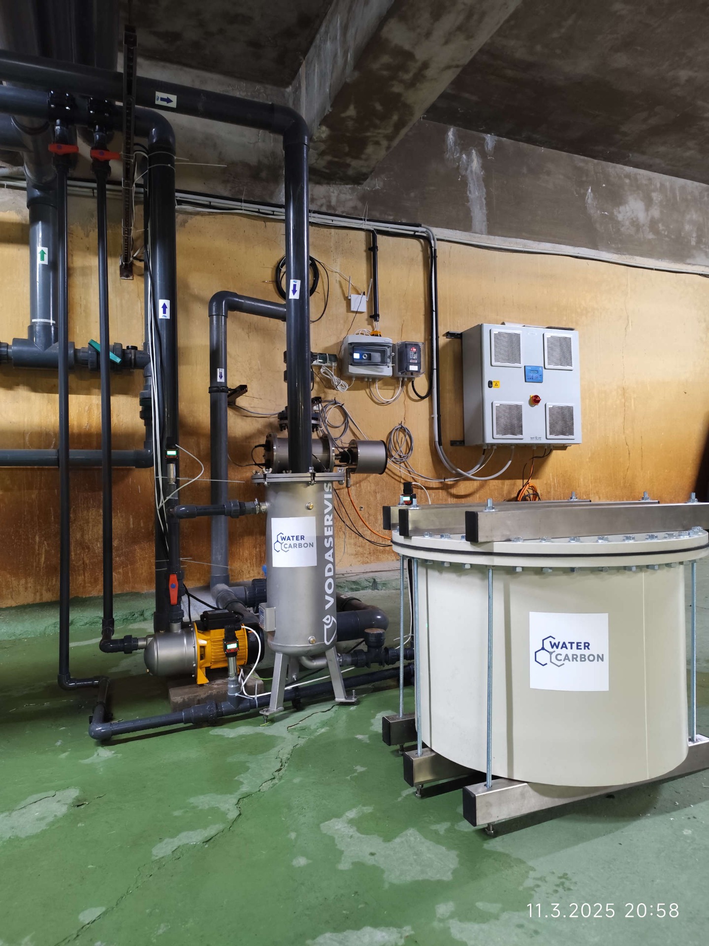 Technologie redukce vázaného chloru v Aquadromu Most